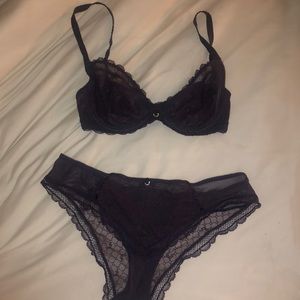 deep purple chantelle set